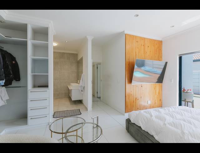 3 BEDROOM FREEHOLD TO LET IN PARKLANDS NORTH